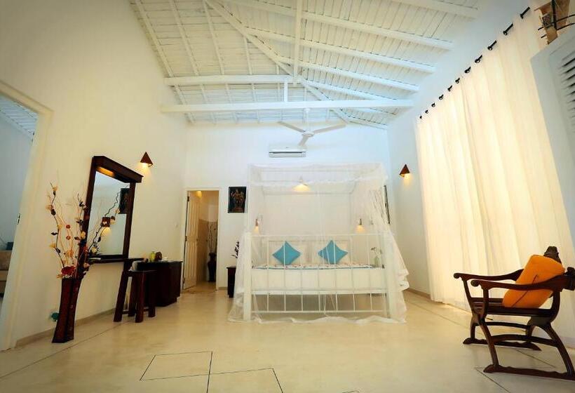 Вилла 2 Спальни, Beach Grove Villas