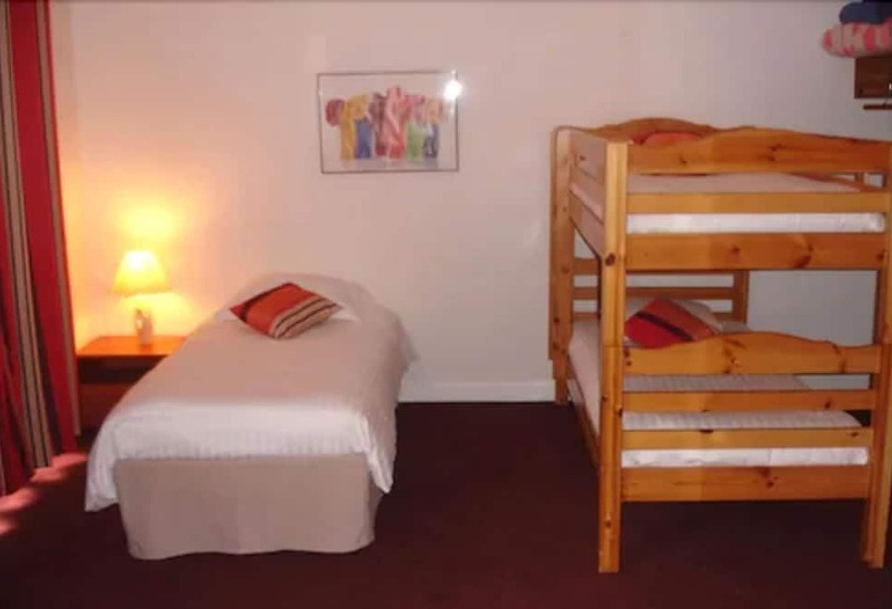 Семейный Номер, Agape Hotel Niort  Bessines