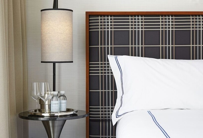 Номер Executive, The Godfrey Hotel Boston