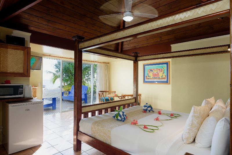 سوییت لوکس, The Rarotongan Beach Resort & Lagoonarium