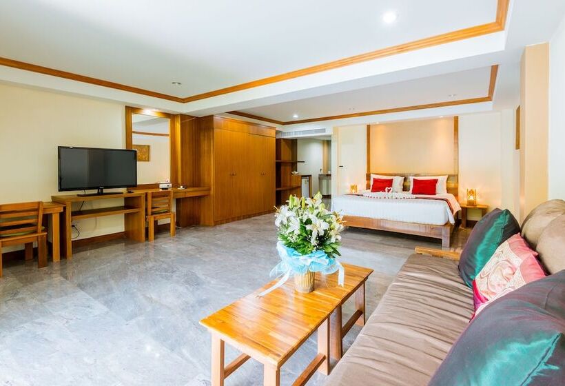 Номер Deluxe, The Windmill Phuket