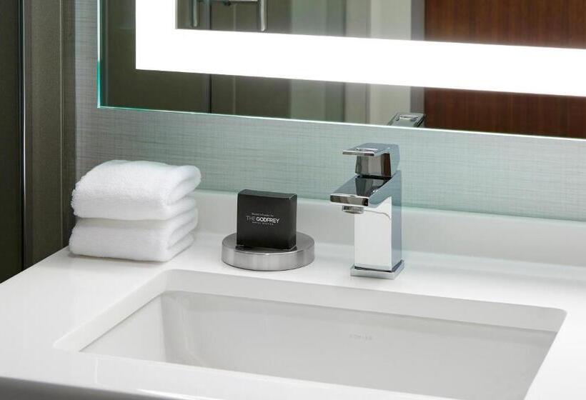 Номер Executive, The Godfrey Hotel Boston