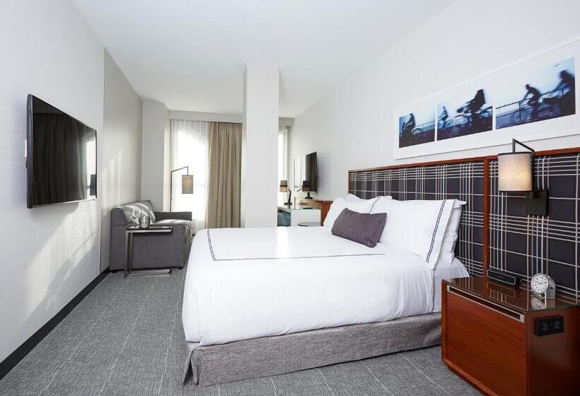 Студио Стандарт Кровать Кинг, The Godfrey Hotel Boston