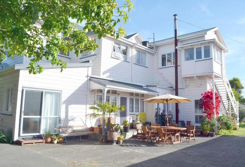 Семейный Номер Совместный Санузел, Braemar House B&b And Yha Hostel