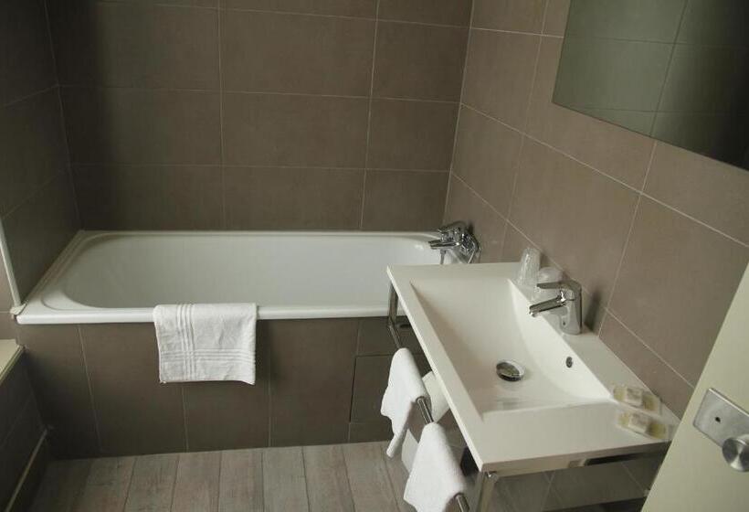 اتاق راحتی, Hôtel Spa Piscine Le Petit Castel Beuzeville Honfleur