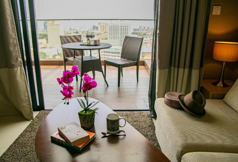 سوئیت 2 خوابه, The Pines Melaka