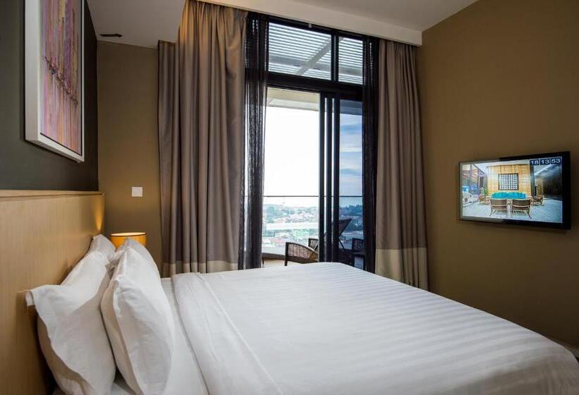 سوئیت 2 خوابه, The Pines Melaka