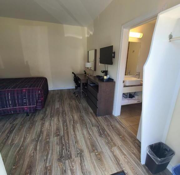 Номер Deluxe, Stardust Motel  Bedford