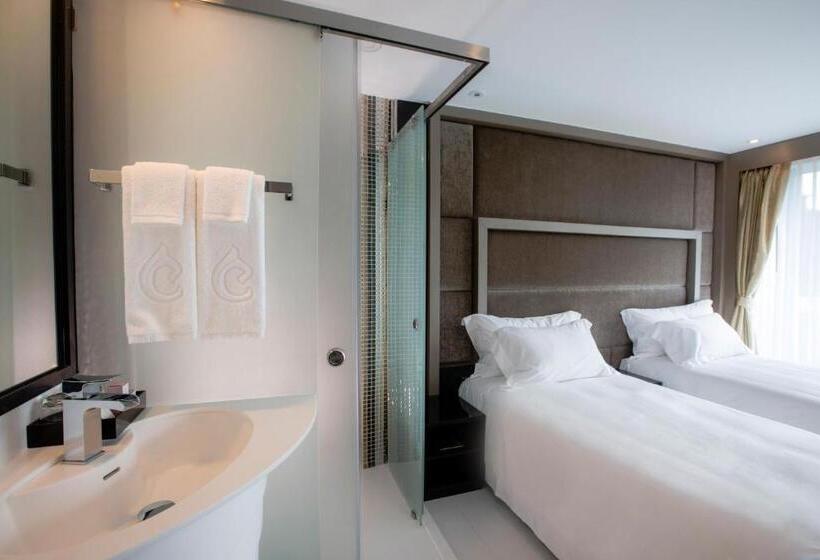 Номер Deluxe, Azure Hotel Pattaya