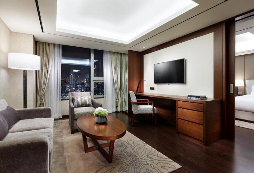 جناح سوبيريور, Lotte City Hotel Ulsan