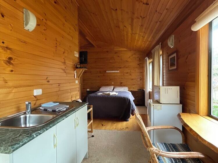 マウンテンビューのワンルーム, Silver Ridge Retreat