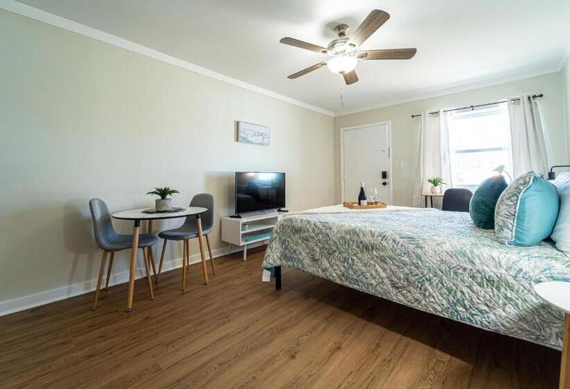 디럭스 스튜디오, Bahama Breeze Suites
