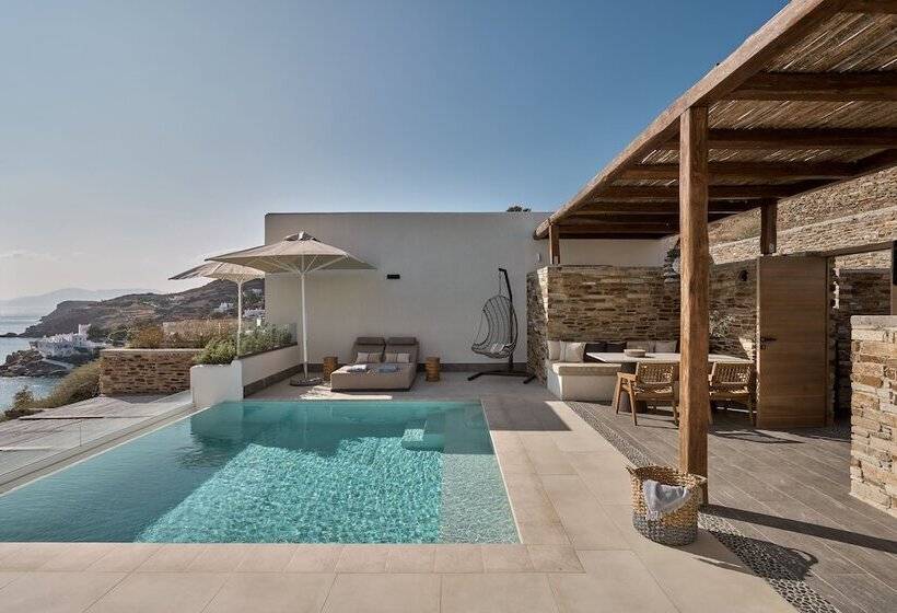 可观景的套房, Ios Grand Pool Suites