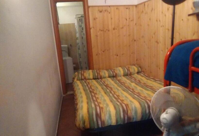 Четырехместный Номер Стандарт, Room In Guest Room   Large Quadruple Room Up To Four People