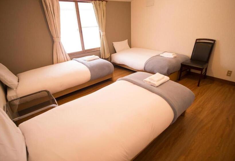 标准三人间, Annupuri Mountain View Lodge