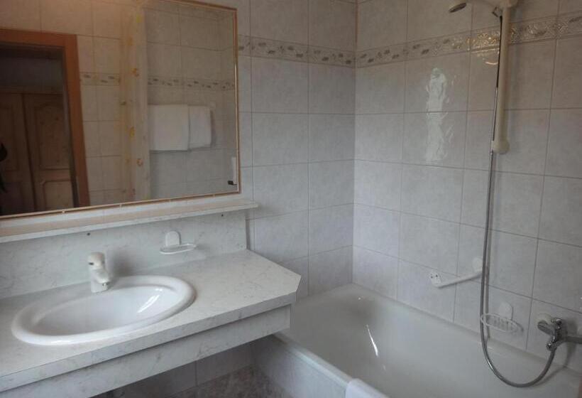 اتاق استاندارد با بالکن, Kaiserhotel Neuwirt