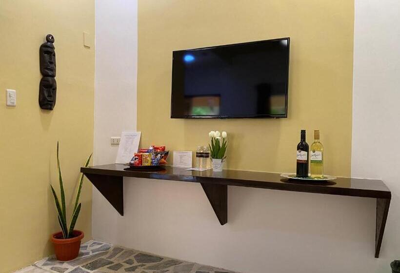 Номер Deluxe с Балконом, Papa Freds Beach Resort