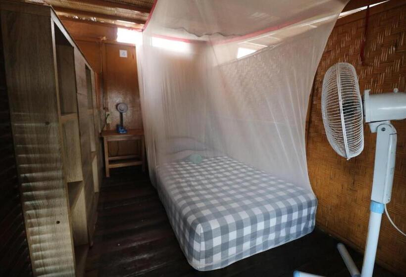 Кровать в Общей Комнате, Seabreeze Hostel Bali
