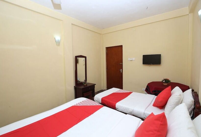 Deluxe Triple Room, Paradise Resort Kandy