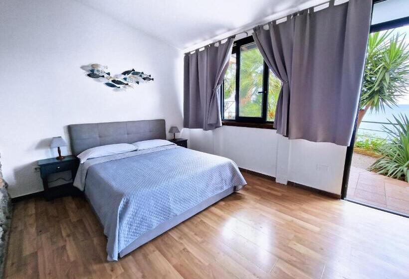 اتاق استاندارد با چشم‌انداز دریا, Villa Anita Residence