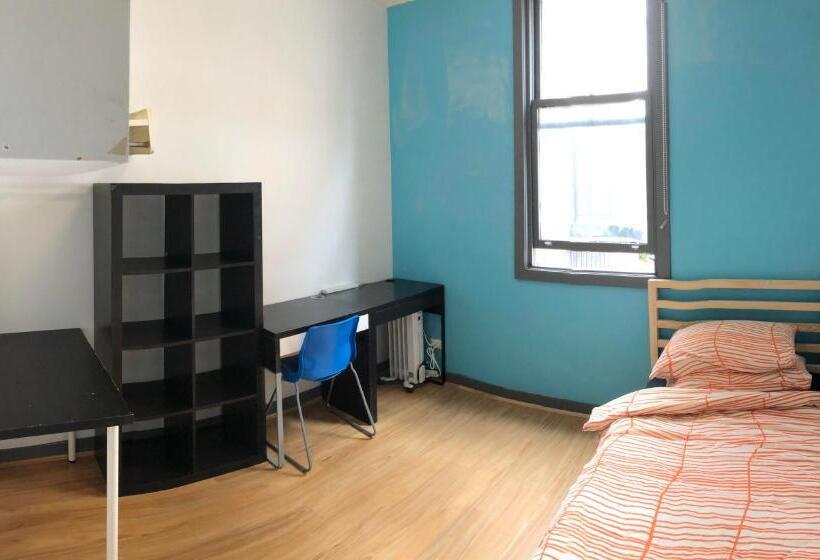 스탠다드 싱글 룸 공동욕실, South Yarra Hostel