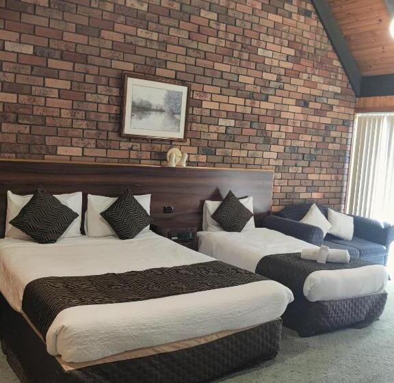 اتاق لوکس, Belvoir Village Motel & Apartments Wodonga