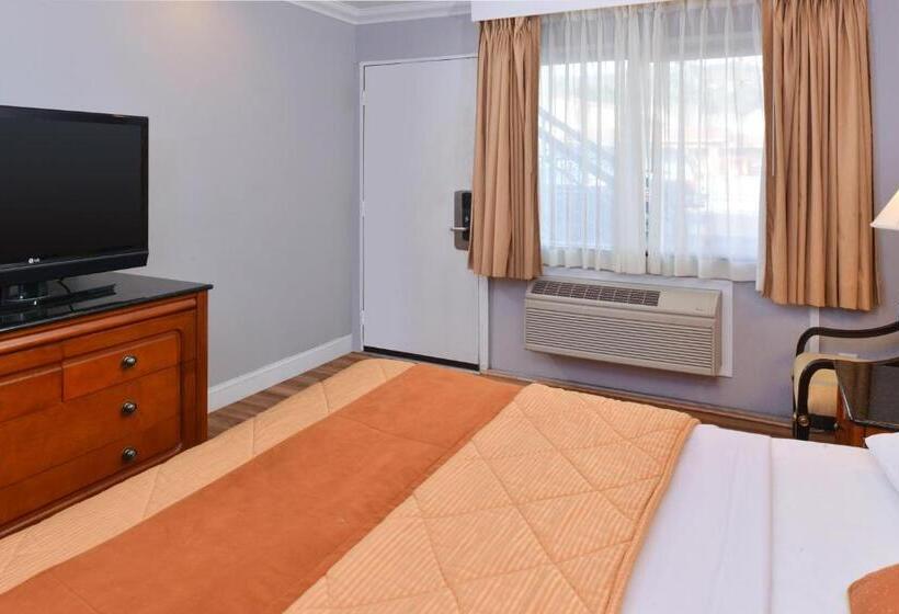 Quarto Standard Cama King, Highlander Motel