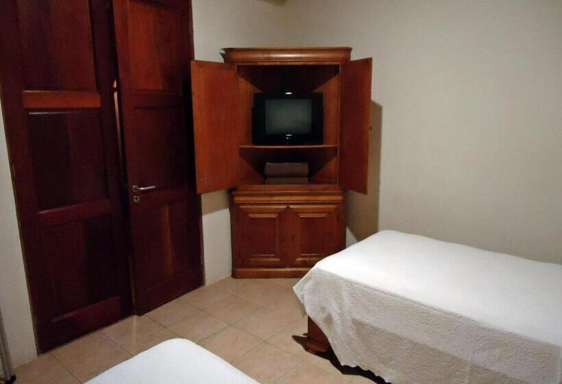 Quarto Estandar, Casa Del Rio