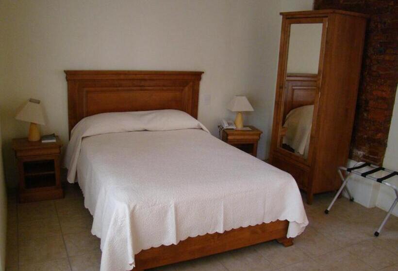 Quarto Estandar, Casa Del Rio