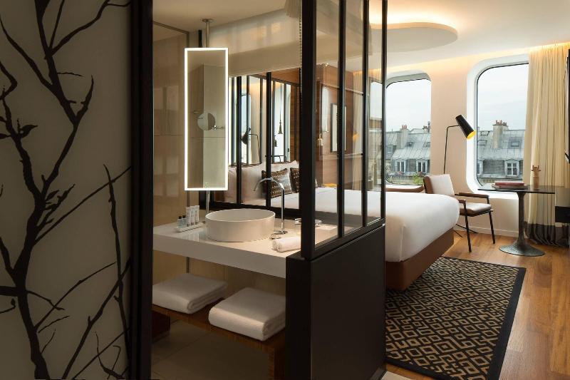 اتاق استاندارد, Renaissance Paris Republique Hotel & Spa
