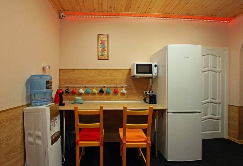 اتاق اکونومی, San Galli Apartments
