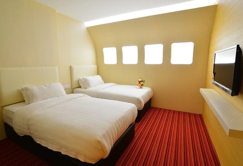 Семейный Номер, Sri Langit Hotel Klia