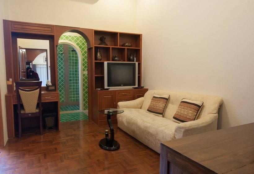 Полулюкс, Ruen Ariya Resort