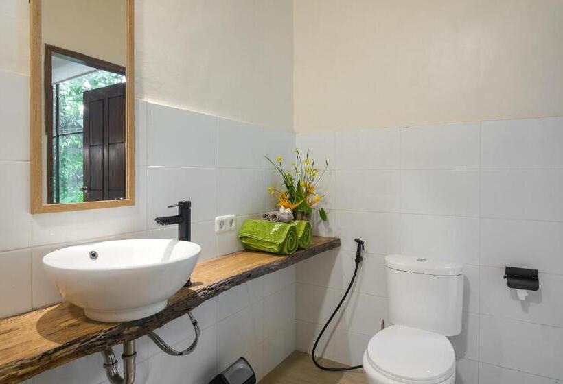 스탠다드 룸 가든 전망, Thalassa Dive & Wellbeing Resort Manado