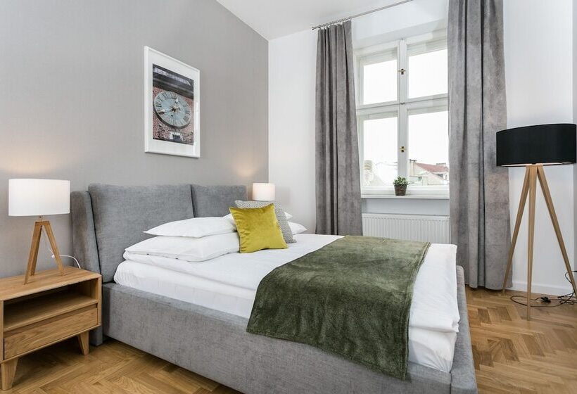 Номер Superior с Видом, Venetian House Market Square Apart