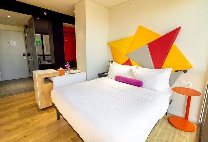 Standard Room Double Bed, Ibis Styles Singapore On Macpherson