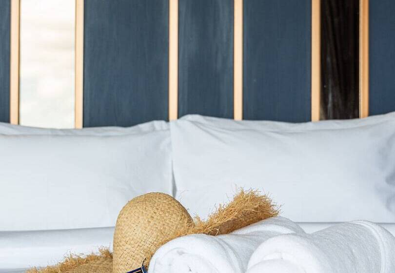 Номер Deluxe, The Blue Hotel   Sha Plus