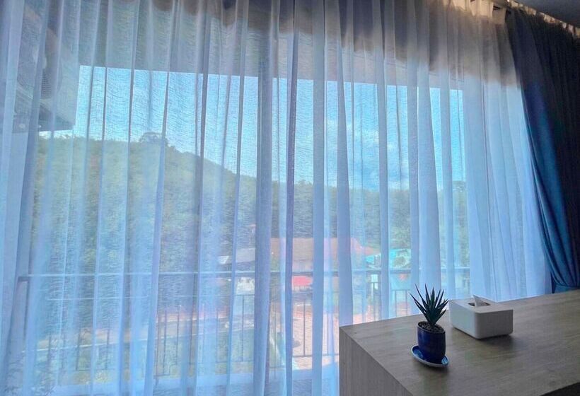 Номер Deluxe, The Blue Hotel   Sha Plus