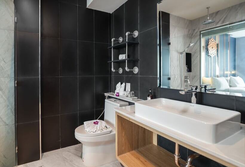 Family Suite, The Blue Hotel   Sha Plus