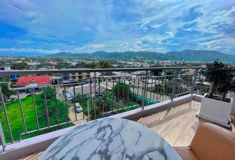 Номер Deluxe, The Blue Hotel   Sha Plus