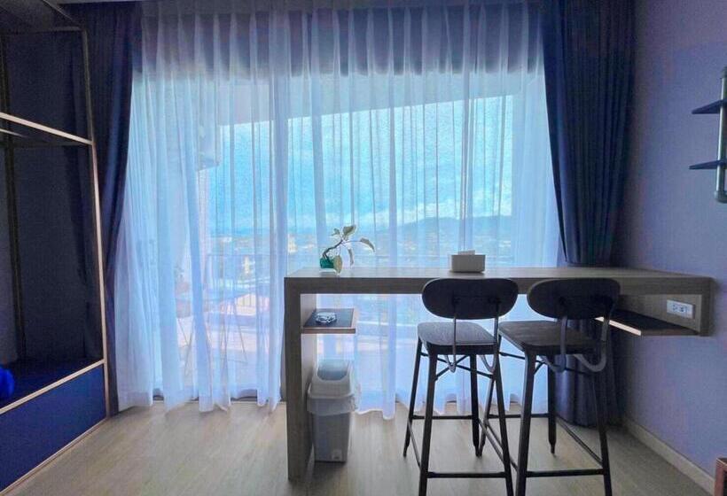 Номер Deluxe, The Blue Hotel   Sha Plus