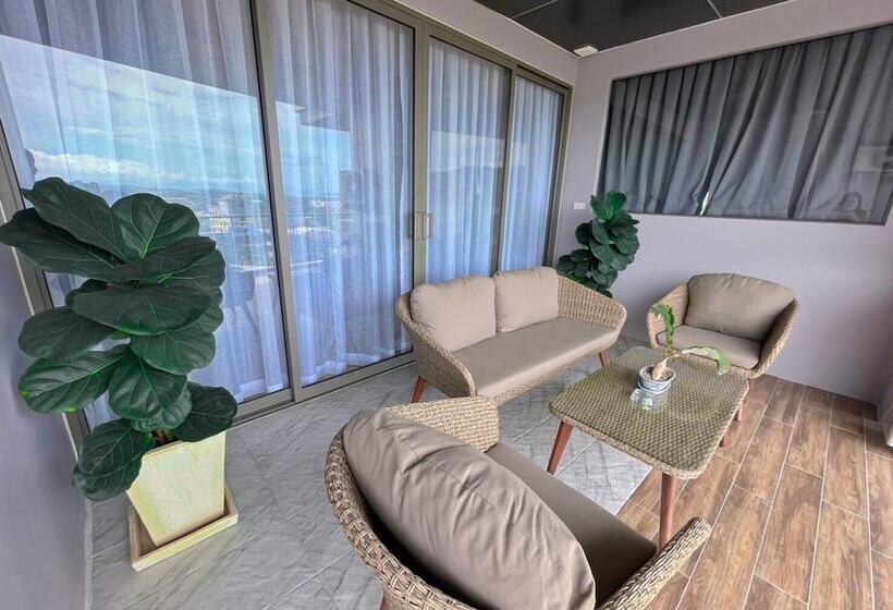 Family Suite, The Blue Hotel   Sha Plus