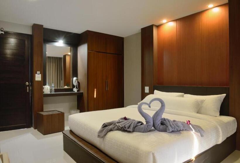 Номер Deluxe с Балконом, The Breeze Lipe Resort