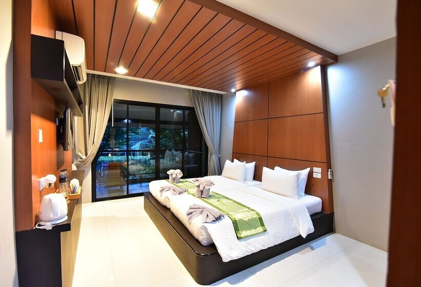 Номер Deluxe Вид на Сад, The Breeze Lipe Resort