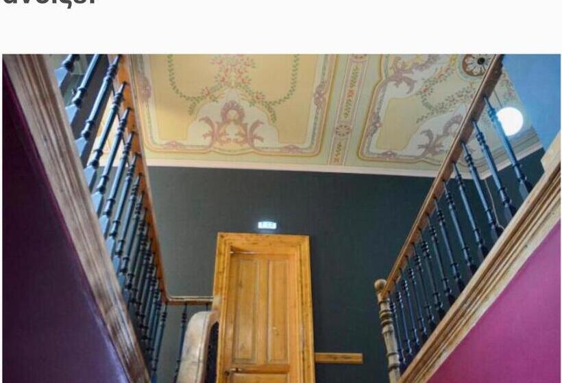 اتاق لوکس با تخت بزرگ, Vasilikon Hotel 1888 The Past Is Present Historical Preservation Monument