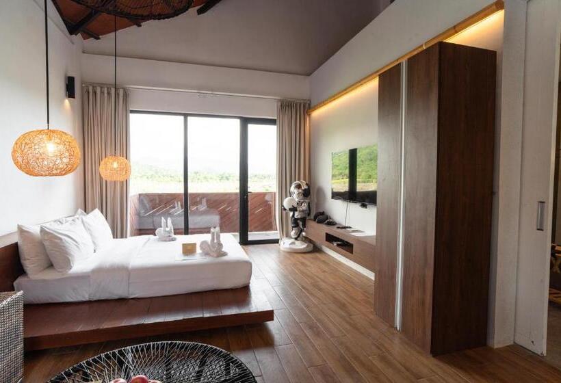 اتاق لوکس با تخت بزرگ, Nacpan Beach Resort Managed By H Hospitality Group