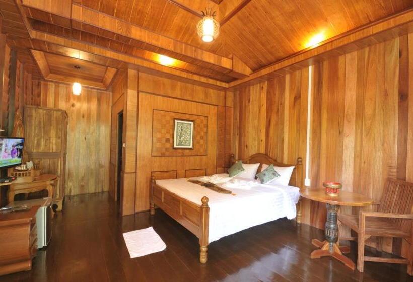 Quarto Deluxe, Fresh House