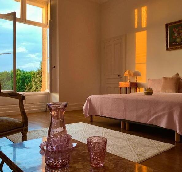Номер Deluxe, Chambres D Hôtes Au Château De Puycharnaud