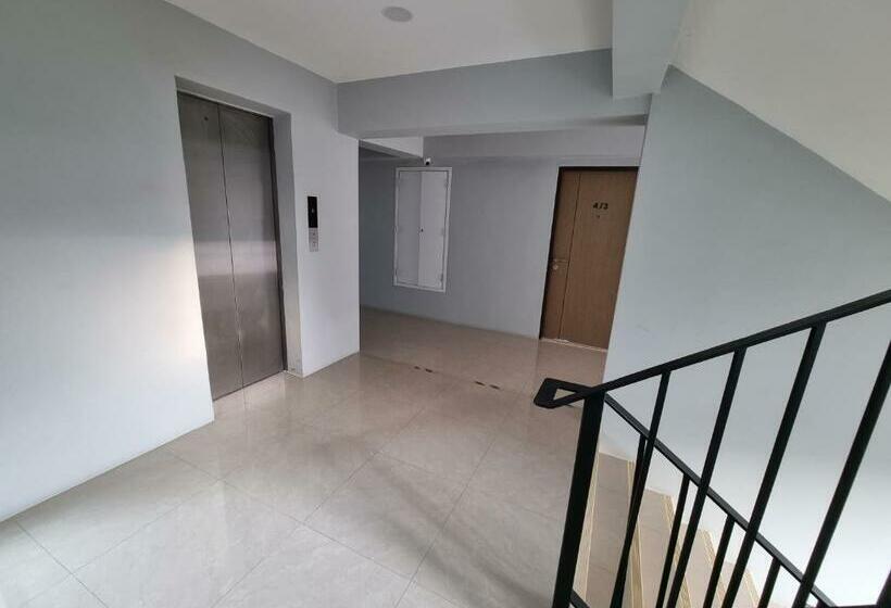 Quarto Estandar com Sacada, Tiara Place