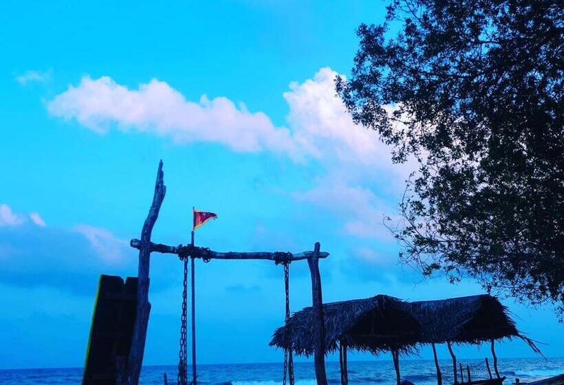 اتاق خانوادگی, Nilaveli Sheen Coast